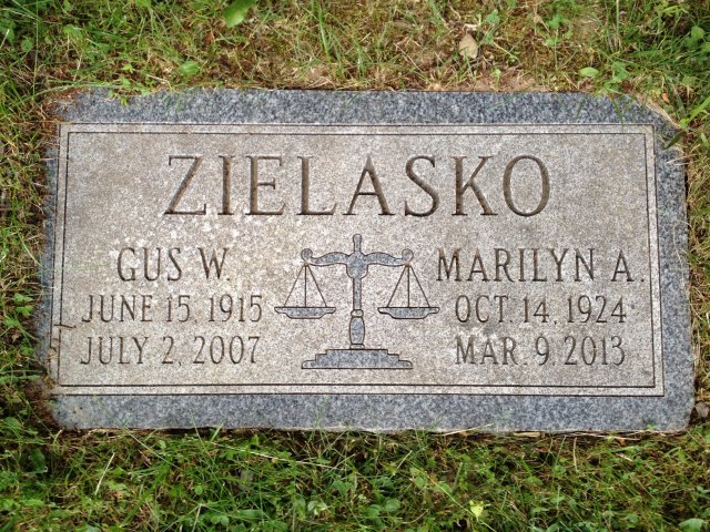 Zielasko Gustave 1915-2007 Jenkins Marilyn 1924-2013 Grabstein